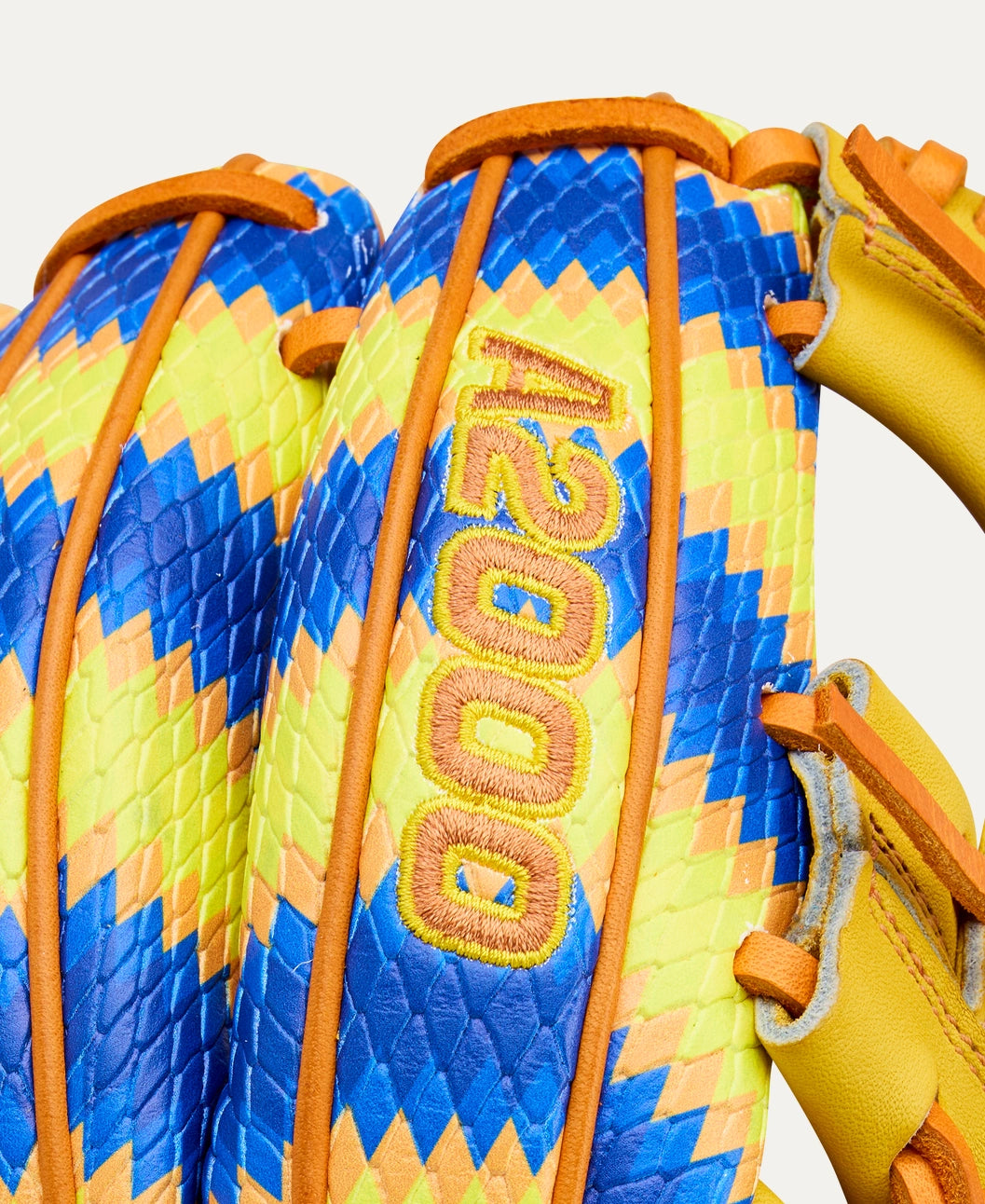Wilson 2025 Chinook Seedery Hatch Chile A2000® 1786SS 11.5” Infield Baseball Glove: WBW104632115