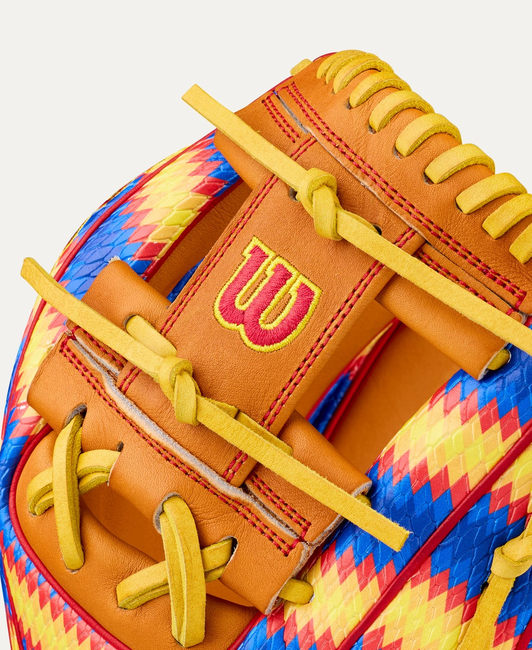 Wilson 2025 Chinook Seedery Original A2000® 1786SS 11.5” Infield Baseball Glove: WBW104630115