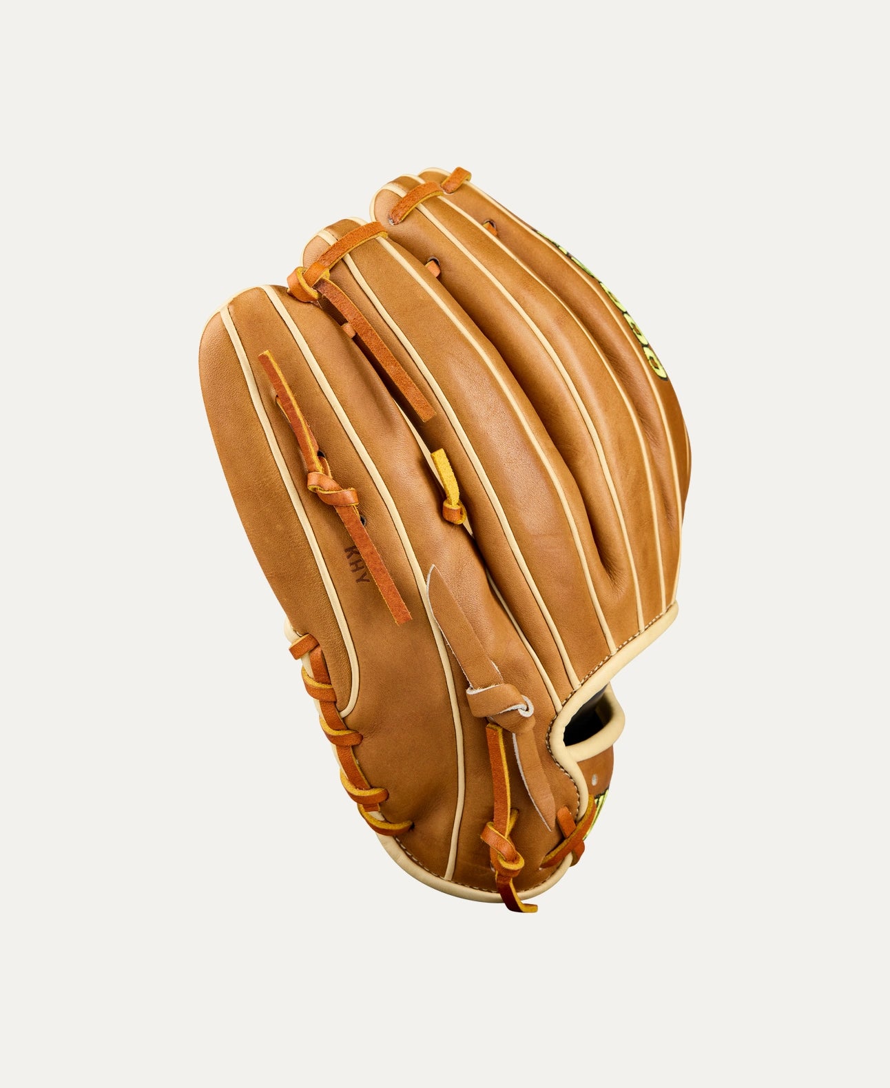 Wilson 2026 A2000® Classics Series 1786 11.5” Infield Glove: WBW104109115
