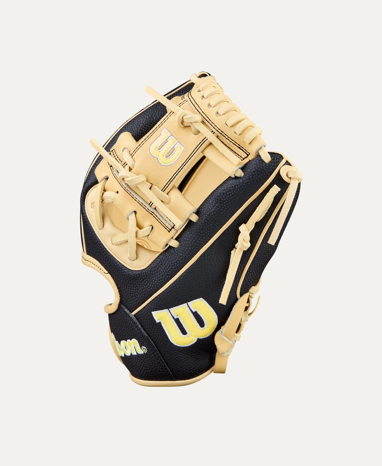 Wilson 2026 A2000® Classics DP15SS 11.5” Infield Baseball Glove: WBW104110115