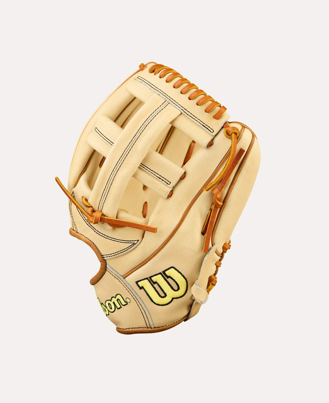 Wilson 2026 A2000® Classics Series EL3 11.75” Infield Glove: WBW1041141175