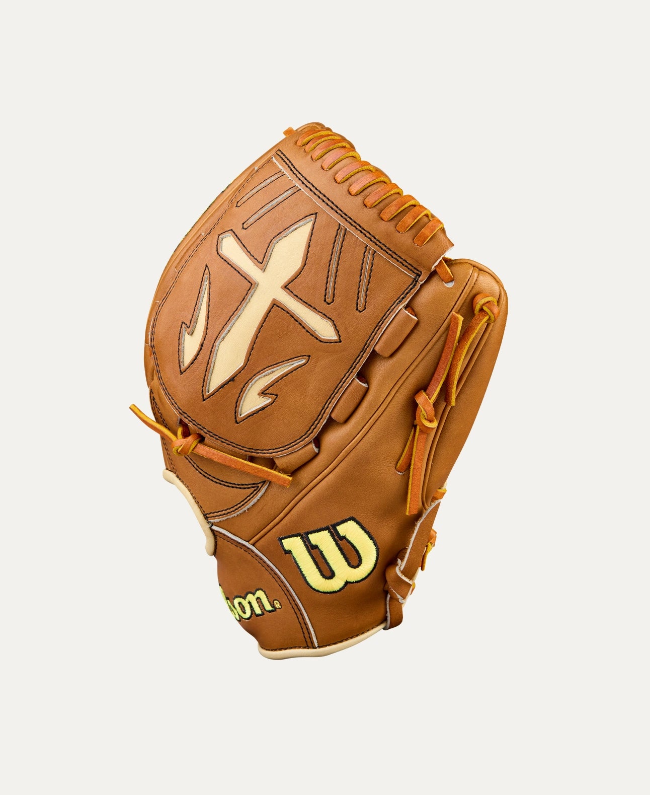 Wilson 2026 A2000® Classics Series B23 12” Pitcher Baseball Glove: WBW10411712