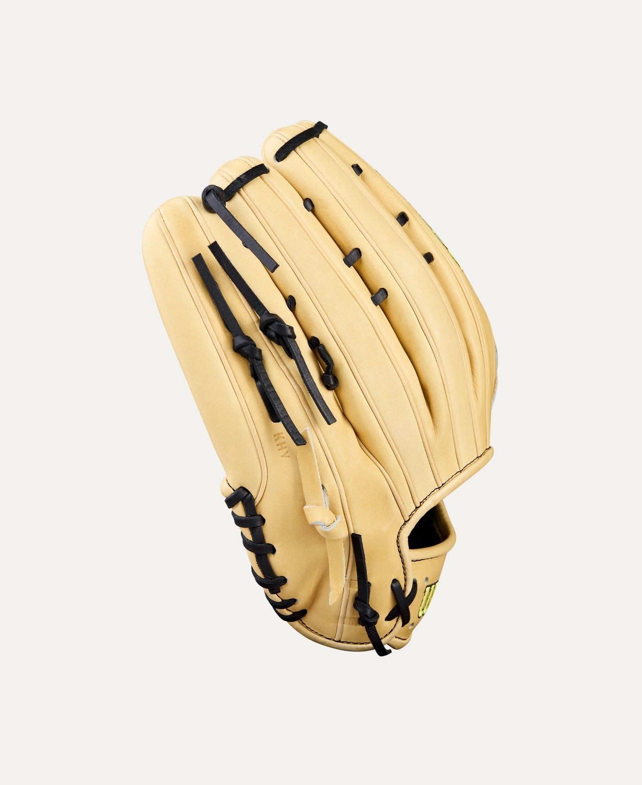 Wilson 2026 A2000® Classics Series 1777 12.75” Outfield Glove: WBW1041231275