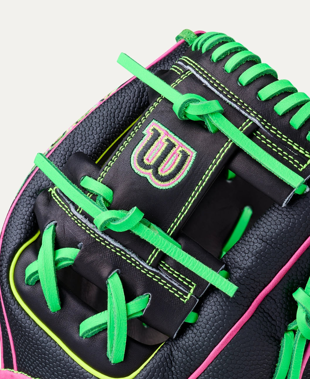 Wilson Summer 2026 A2000® 1975SS 11.75” Infield Baseball Glove: WBW1045961175