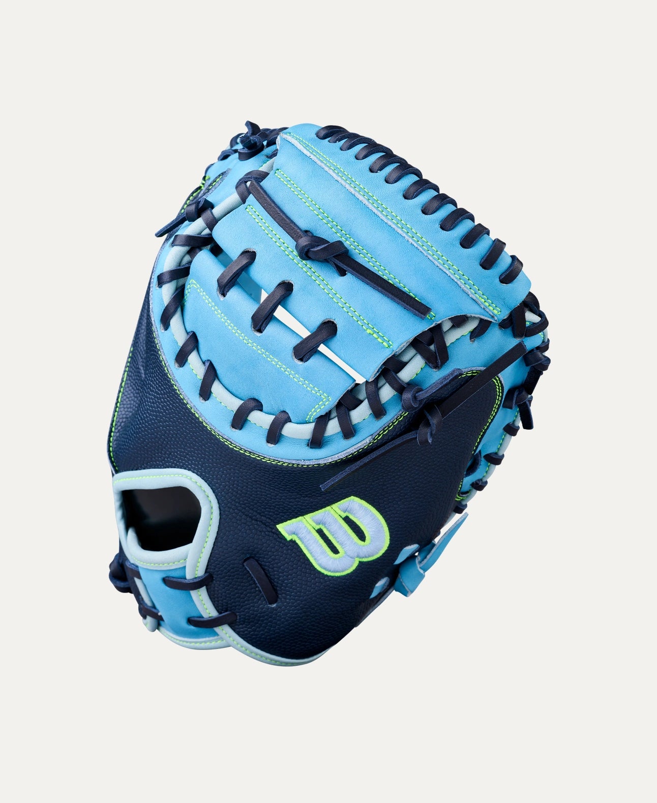 Wilson Summer 2026 A2000® CM33SS 33” Baseball Catcher’s Mitt: WBW10460433