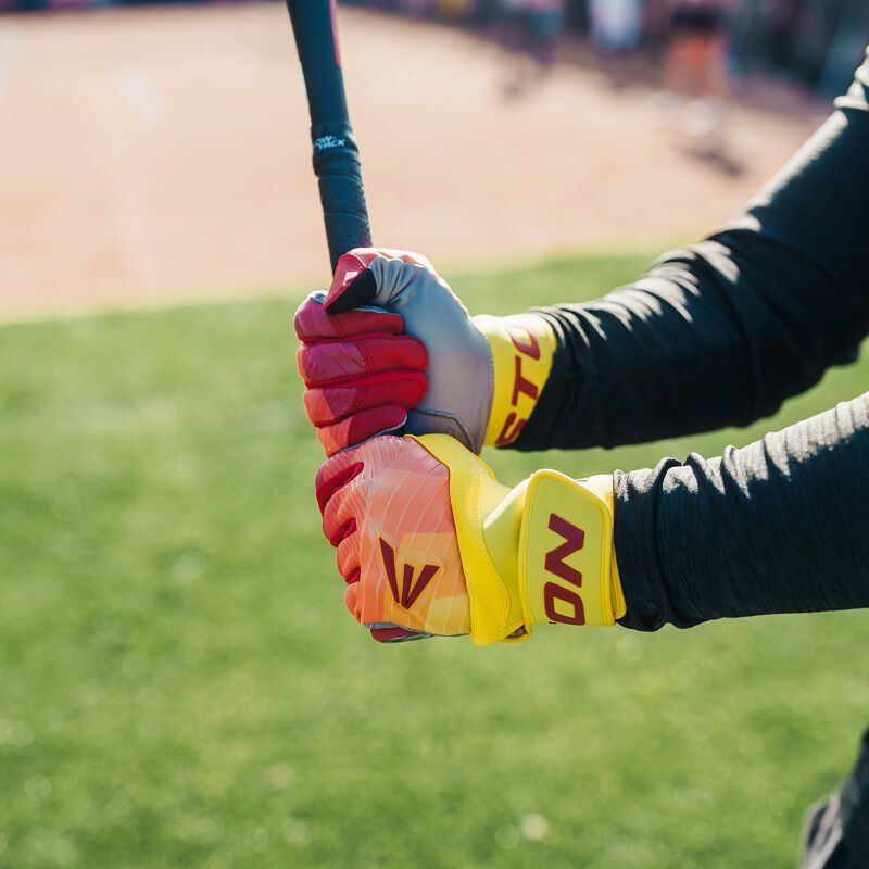 EASTON YOUTH WALK-OFF ETHOS FIRE BATTING GLOVES