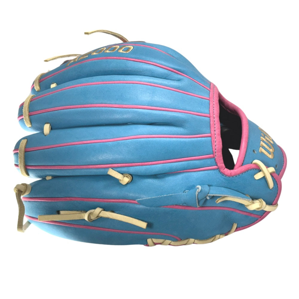 Wilson Custom A2000 1786 11.5" Infield Glove: Sky Blue and Flamingo Pink