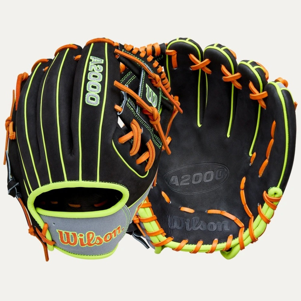 Wilson 2025 Reflective A2000® 1786 11.5” Infield Baseball Glove: WBW104090115
