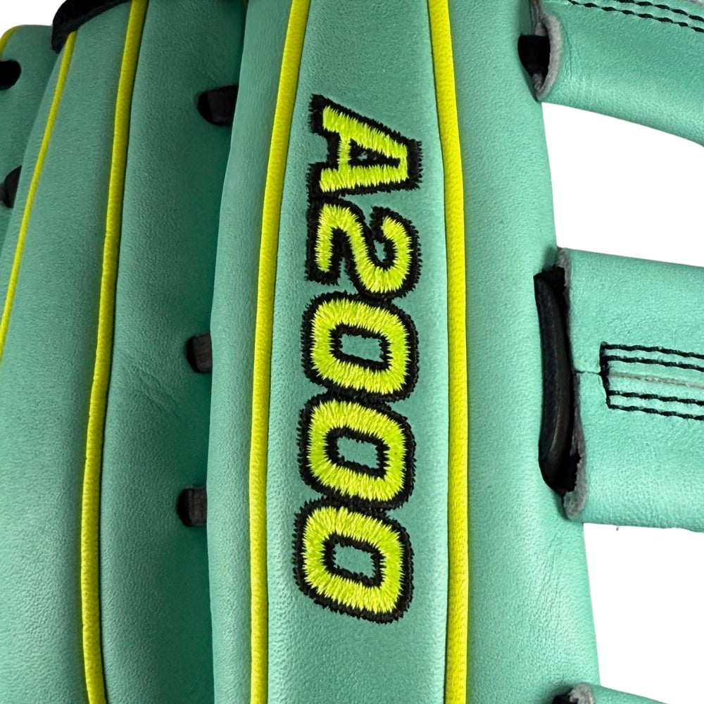 Wilson Custom A2000 1750 Seafoam 12.50" Outfielder Glove