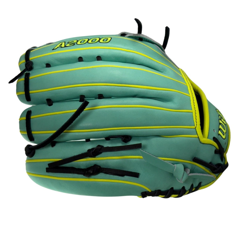 Wilson Custom A2000 1750 Seafoam 12.50" Outfielder Glove