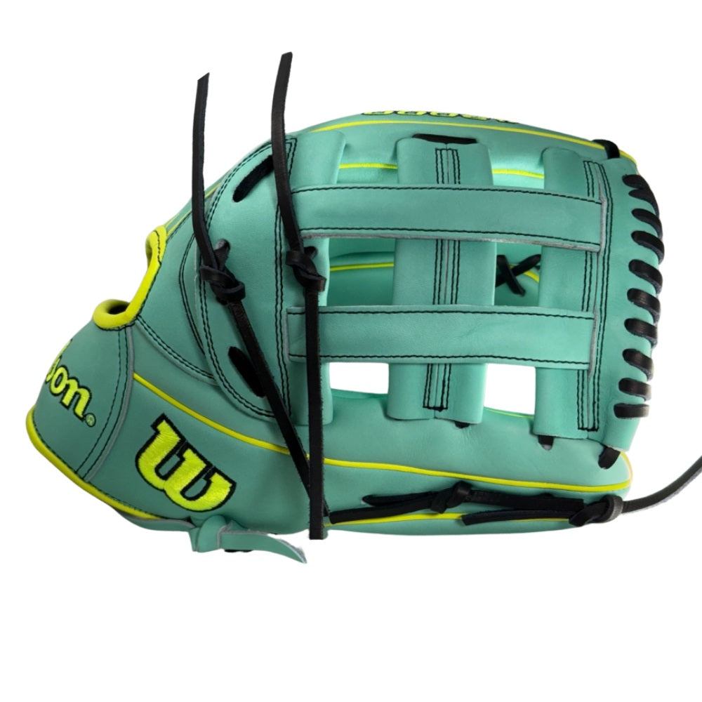 Wilson Custom A2000 1750 Seafoam 12.50" Outfielder Glove