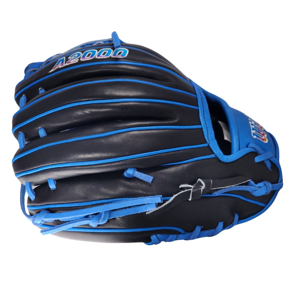 Wilson Custom "The Mini Titan" A2000 PFX2 11” Infield Baseball Glove