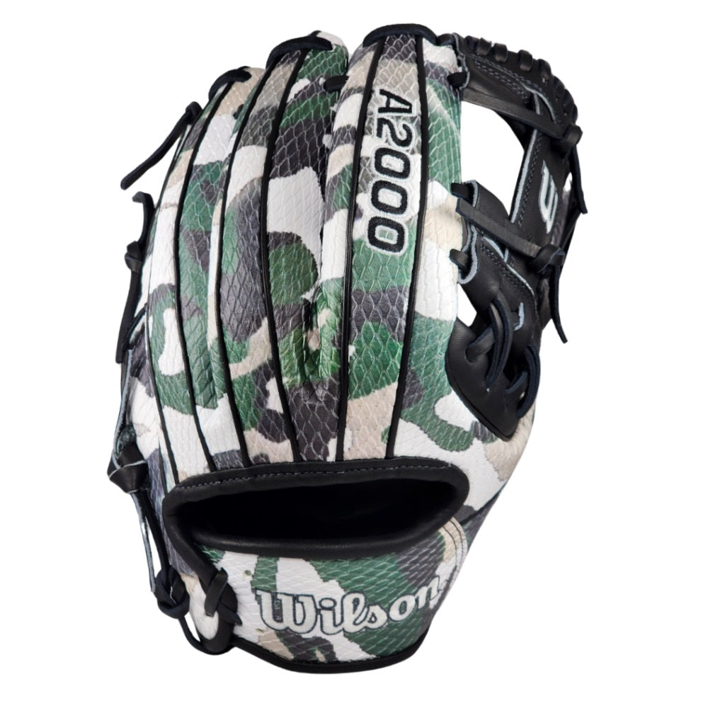 WILSON CUSTOM CAMO A2000 1786 11.5” INFIELD BASEBALL GLOVE: WBW102249115