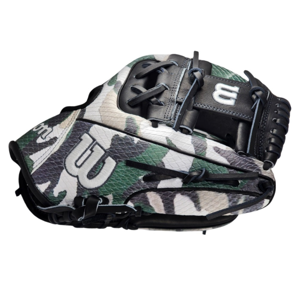 WILSON CUSTOM CAMO A2000 1786 11.5” INFIELD BASEBALL GLOVE: WBW102249115