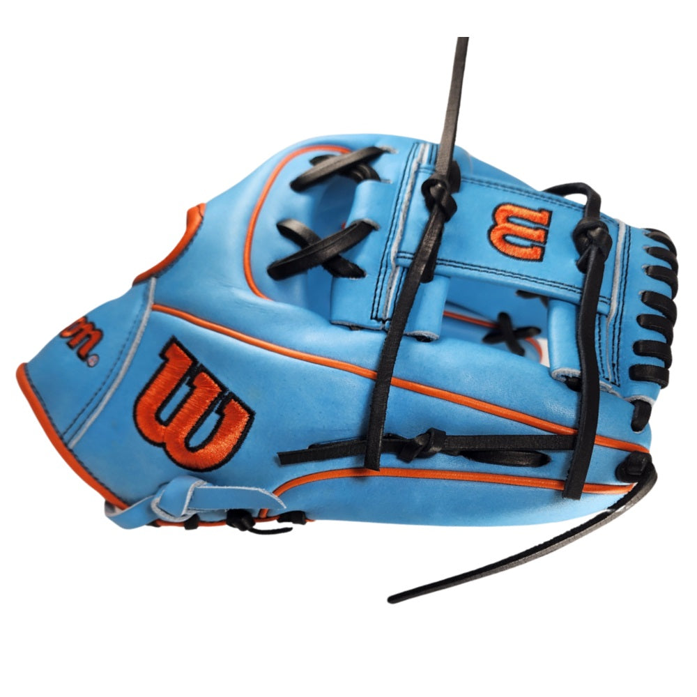 Wilson Custom "Baby Blue Sunset" A2000 1975 11.75" Infielders Glove