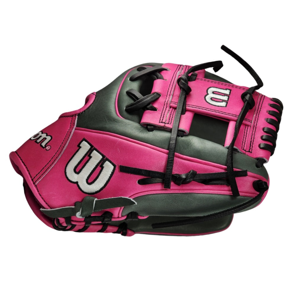 Wilson Custom "Pink Knight" A2000 1786 11.5" Infield Glove