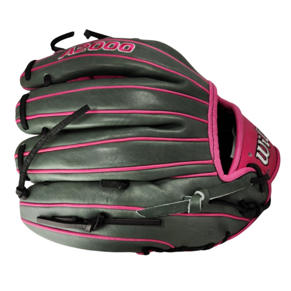 Wilson Custom "Pink Knight" A2000 1786 11.5" Infield Glove