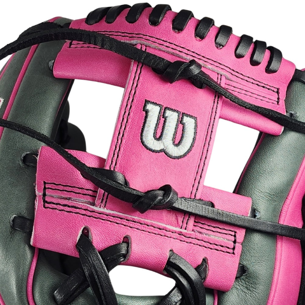 Wilson Custom "Pink Knight" A2000 1786 11.5" Infield Glove