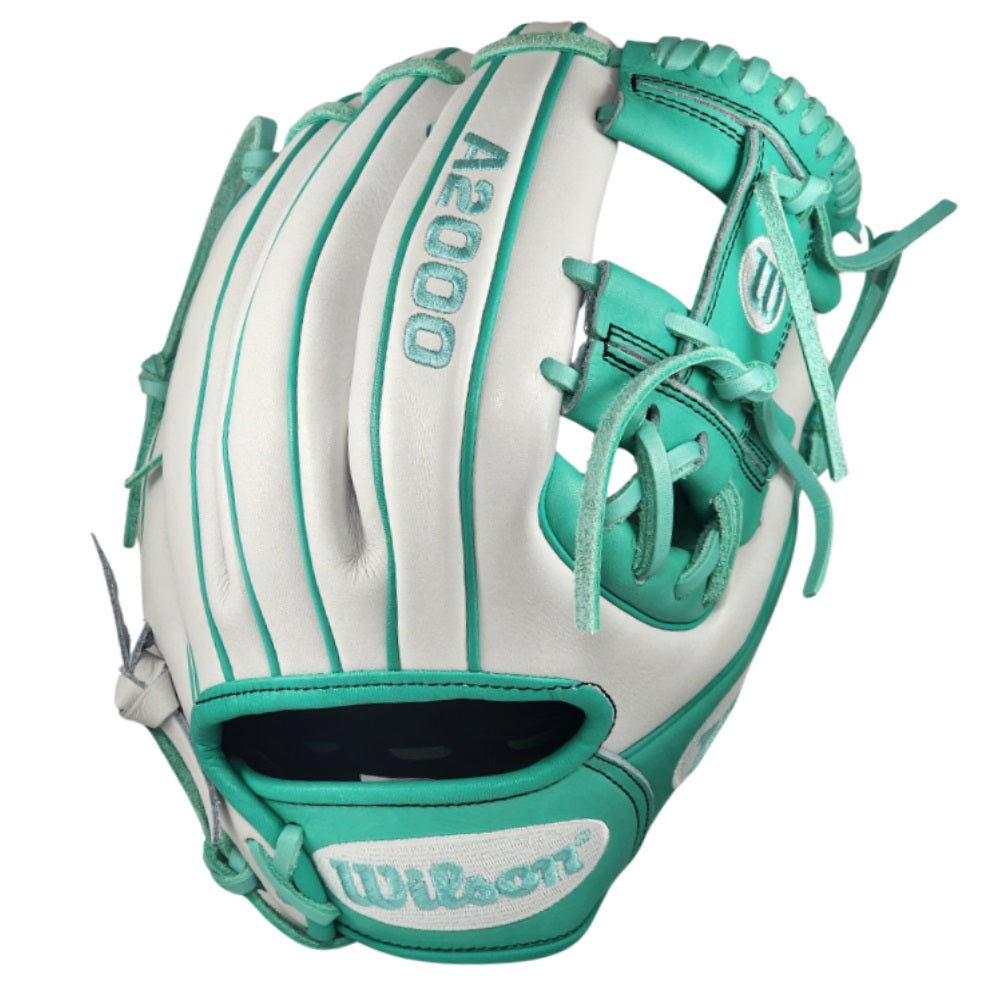 Wilson Custom A2000 1786 11.5" Infield Glove: White and Teal