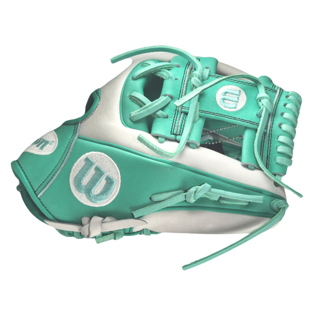 Wilson Custom A2000 1786 11.5" Infield Glove: White and Teal