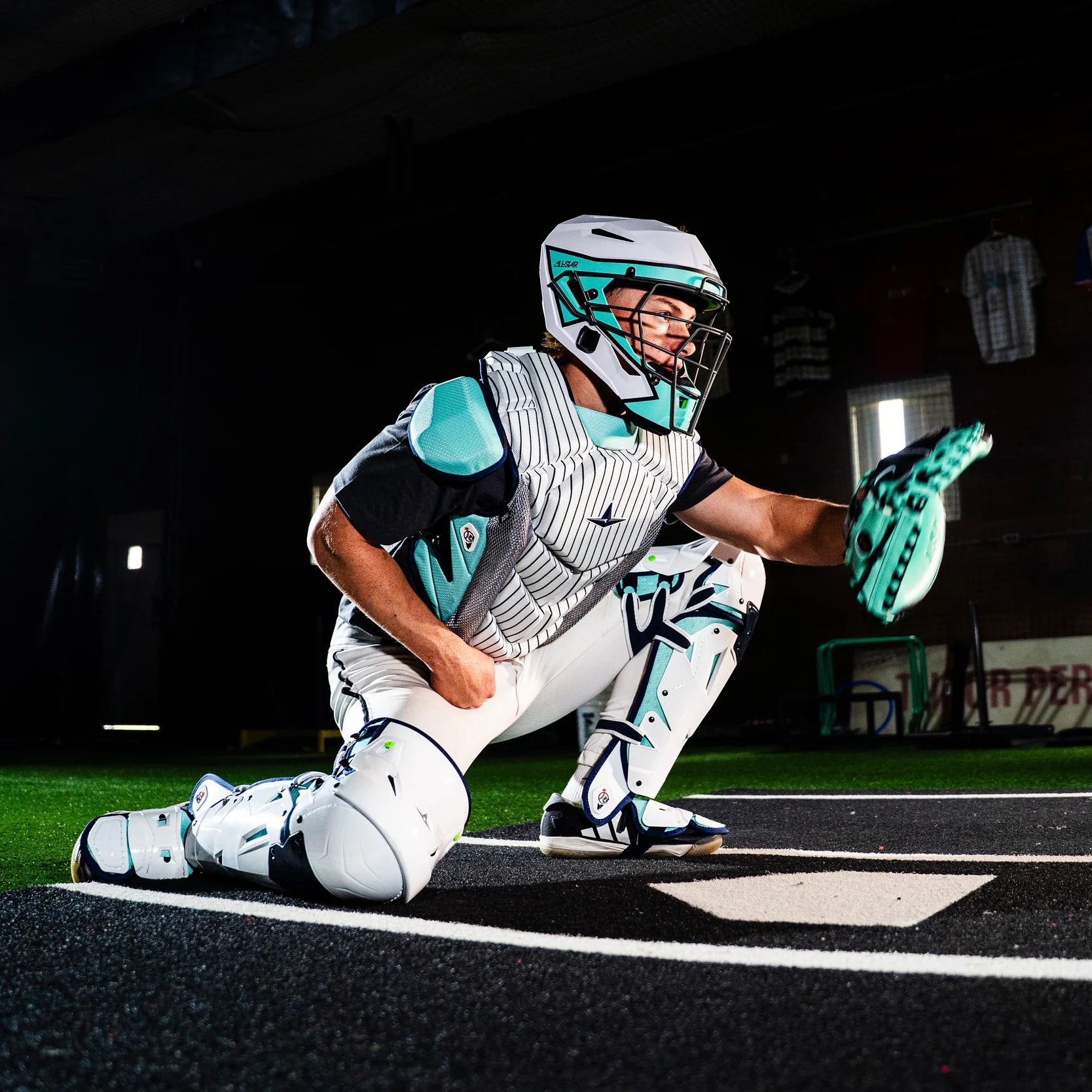 All Star MVP-PRO Short Fuse Series™ Medium Catching Kits: CKCC-5-LT-MED-WH_MT_NA