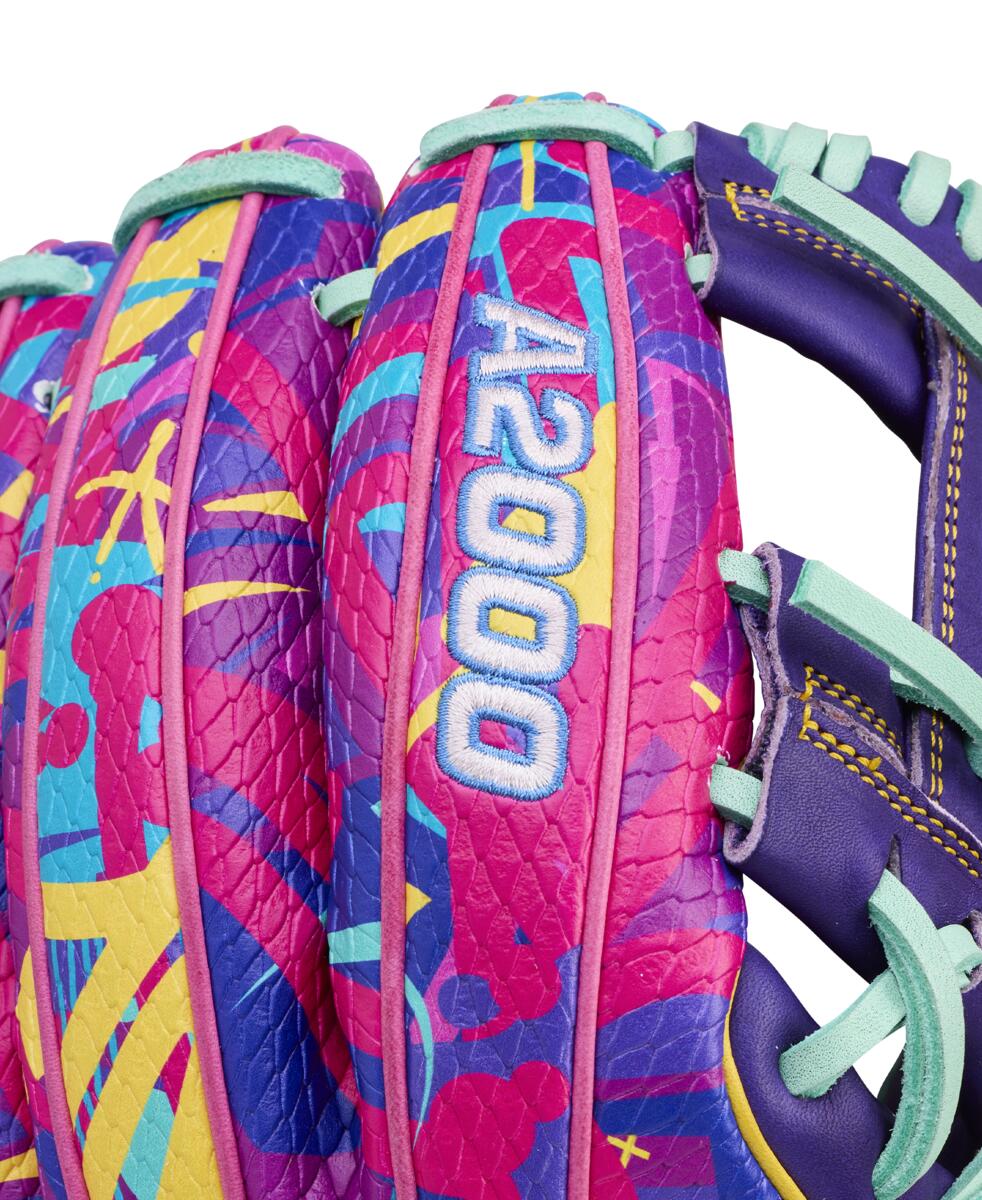 Wilson January 2026 A2000 1786 Glove of the Month: WBW104643115