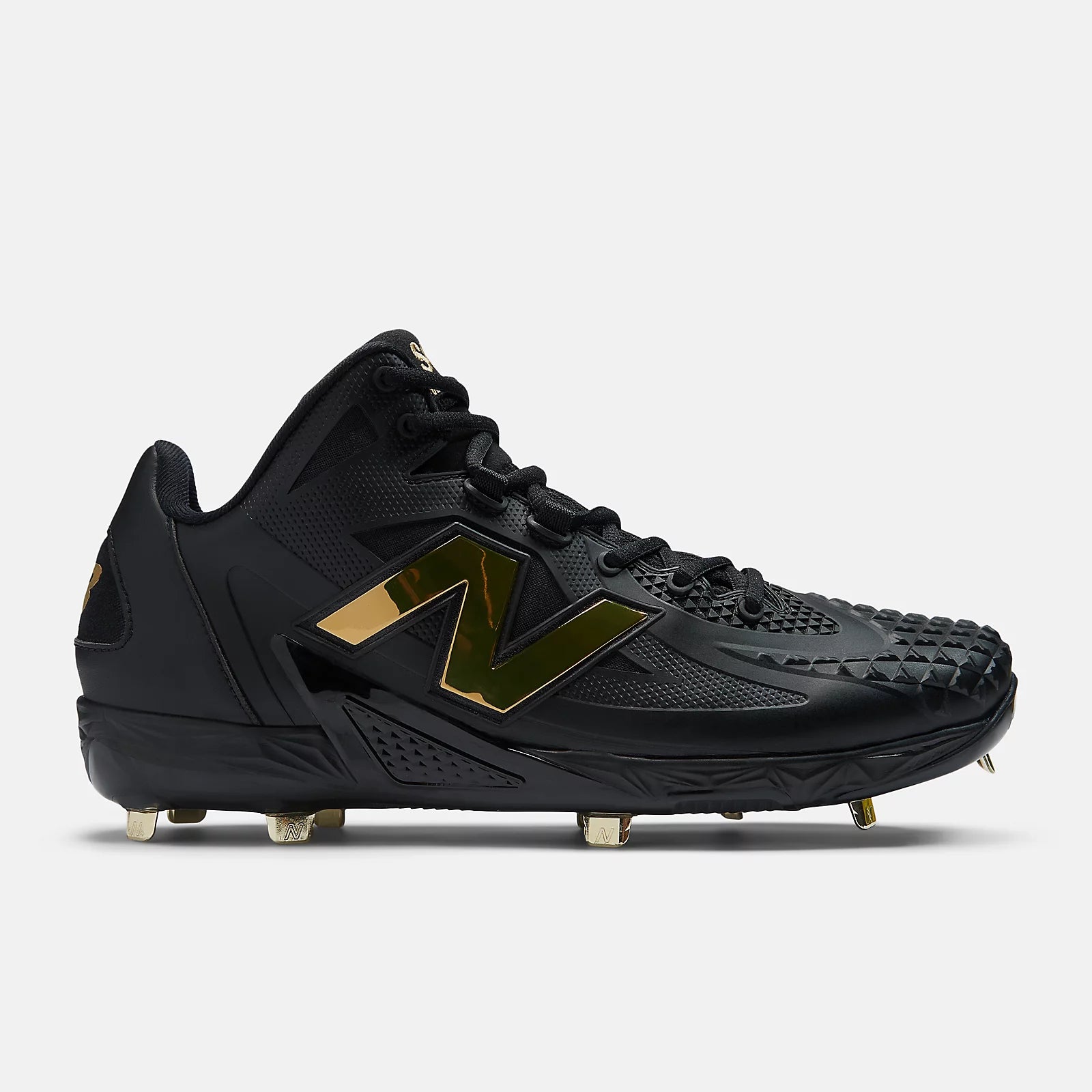 New Balance Men's Black and Gold FuelCell Ohtani 1: MSHOBK1