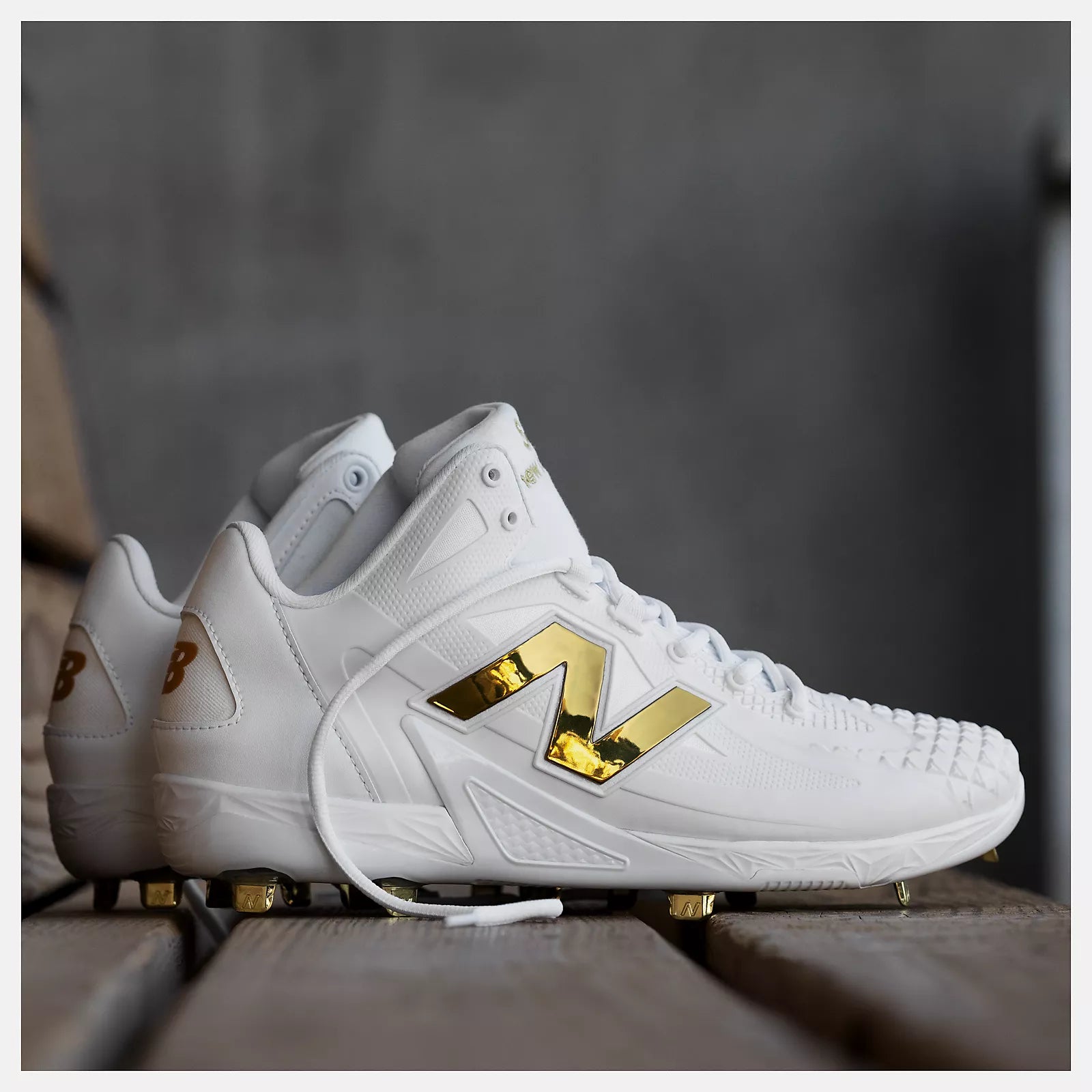 New Balance Men's White and Gold FuelCell Ohtani 1: MSHOWT1