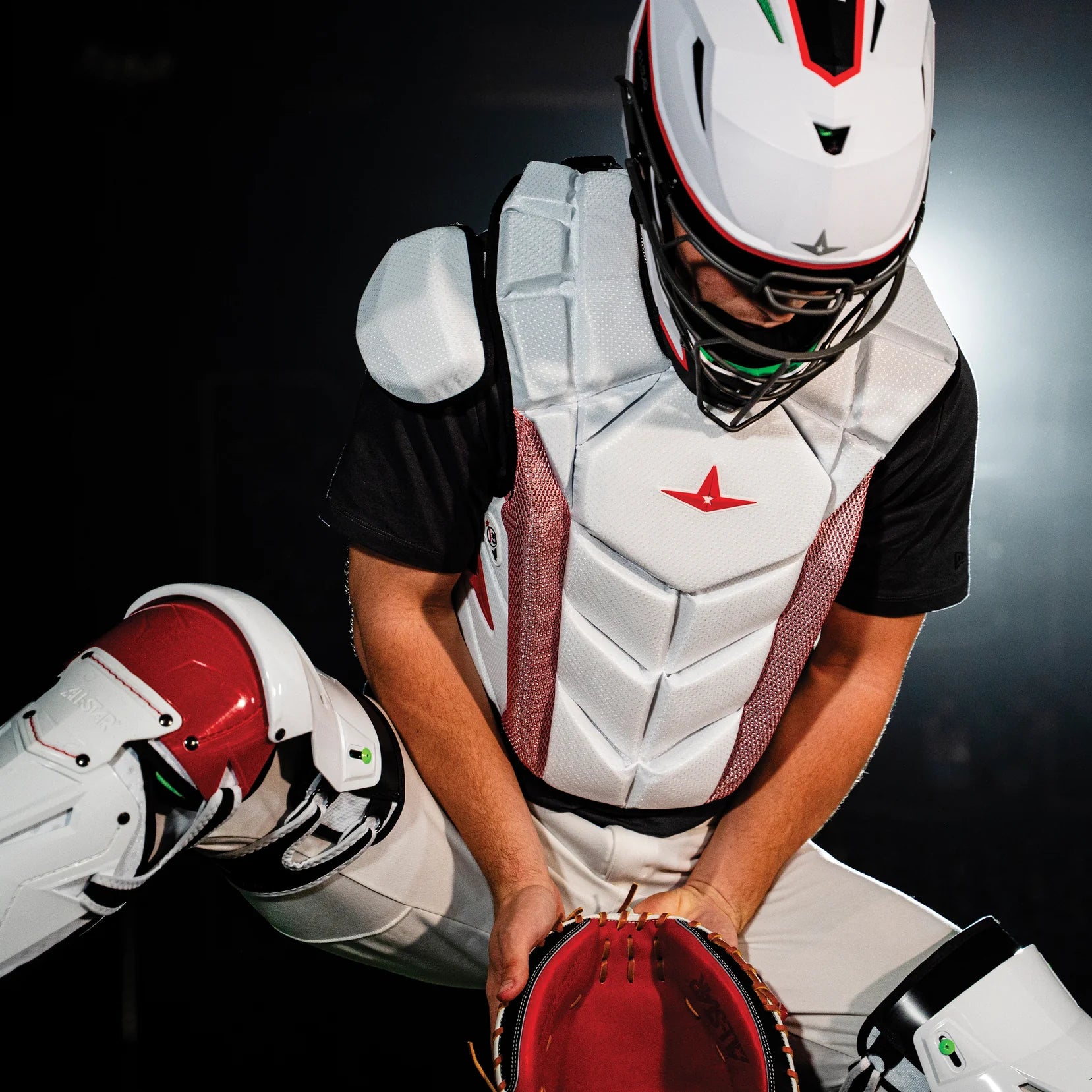 All Star MVP-PRO Short Fuse Series™ Medium Catching Kits: CKCC-5-LT-MED-WH_BK_SC
