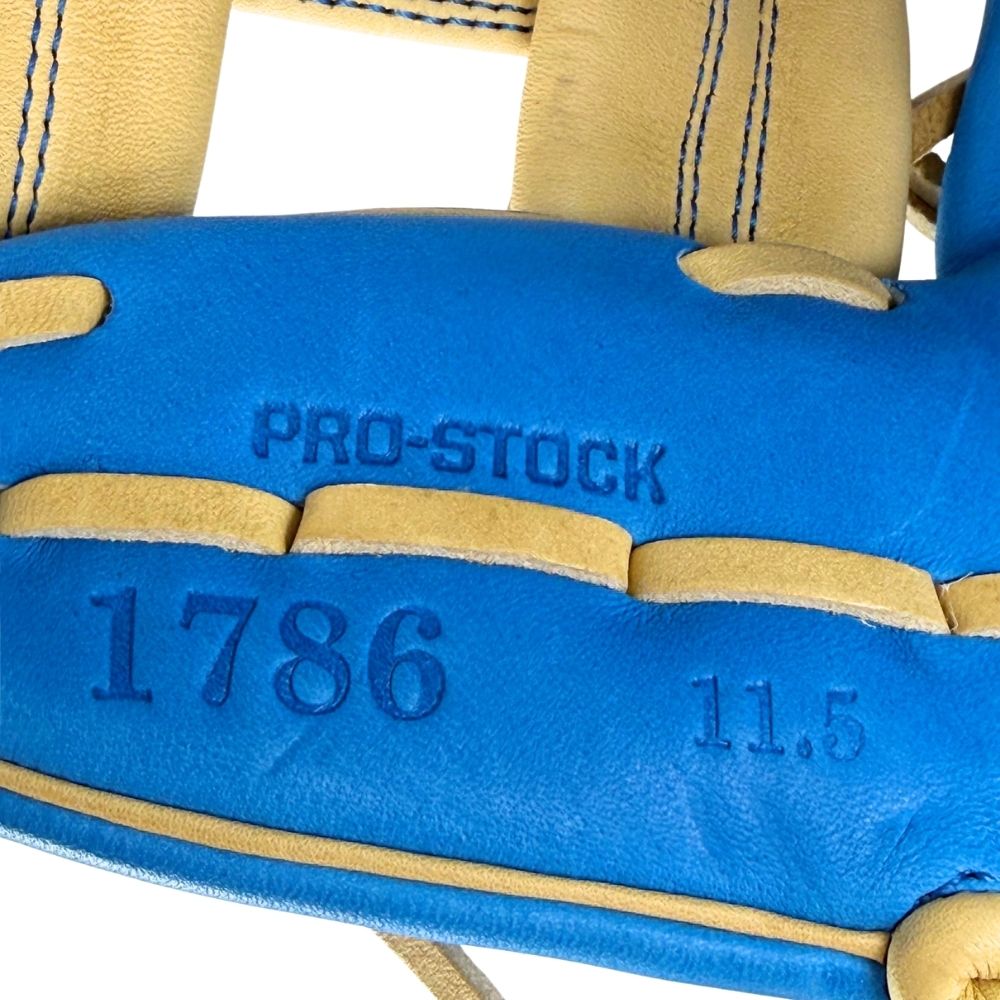 Wilson Custom A2000 1786 Autism Blue and Blonde 11.5" Infield Glove