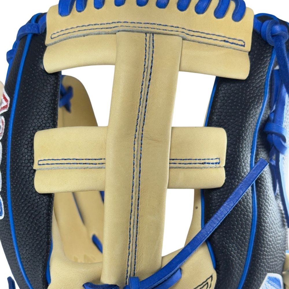 Wilson A2000® Custom Black and Blonde EL3 11.75” Infield Glove