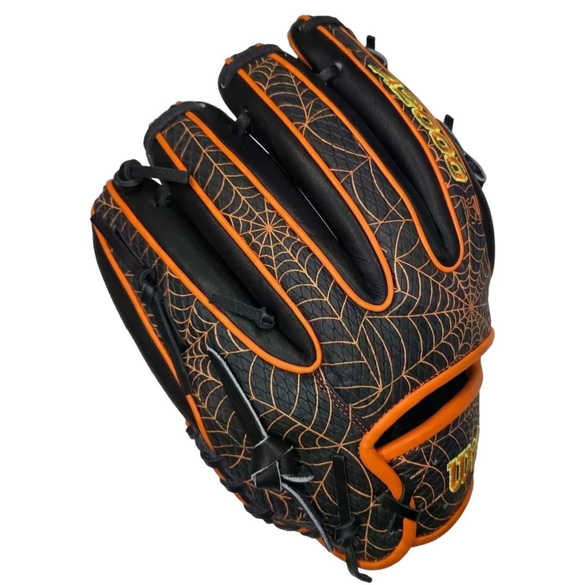 Wilson A2000 1720SS October 2026 GOTM 11.5" Infield Glove: WBG31001RT115