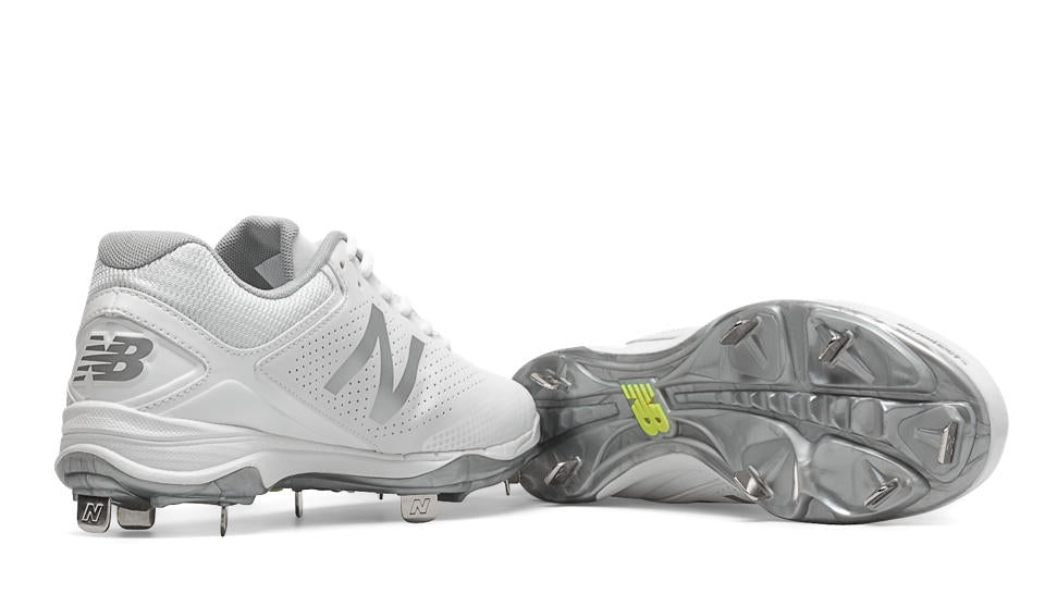 New Balance SM4040W1 White/White Women's Fastpitch Spikes